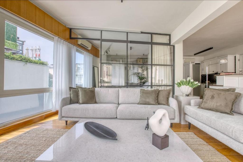 דירות אתונה Sunny Luxury Loft,Stunning Acropolis View, Jacuzzi מראה חיצוני תמונה