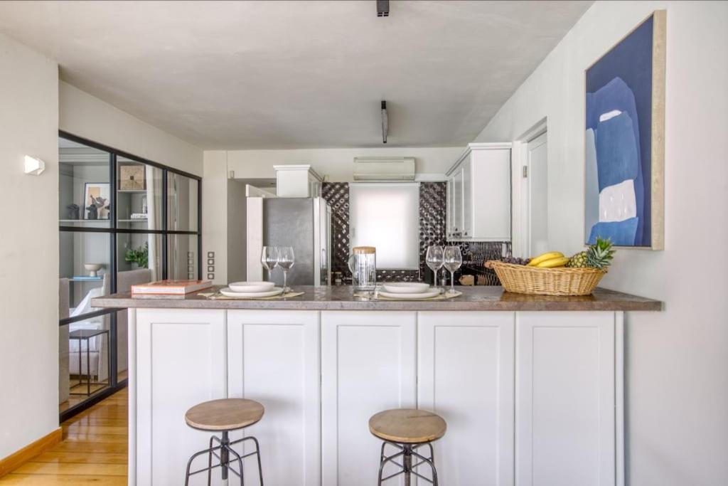 דירות אתונה Sunny Luxury Loft,Stunning Acropolis View, Jacuzzi מראה חיצוני תמונה