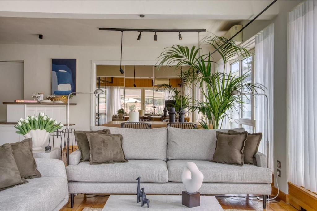 דירות אתונה Sunny Luxury Loft,Stunning Acropolis View, Jacuzzi מראה חיצוני תמונה
